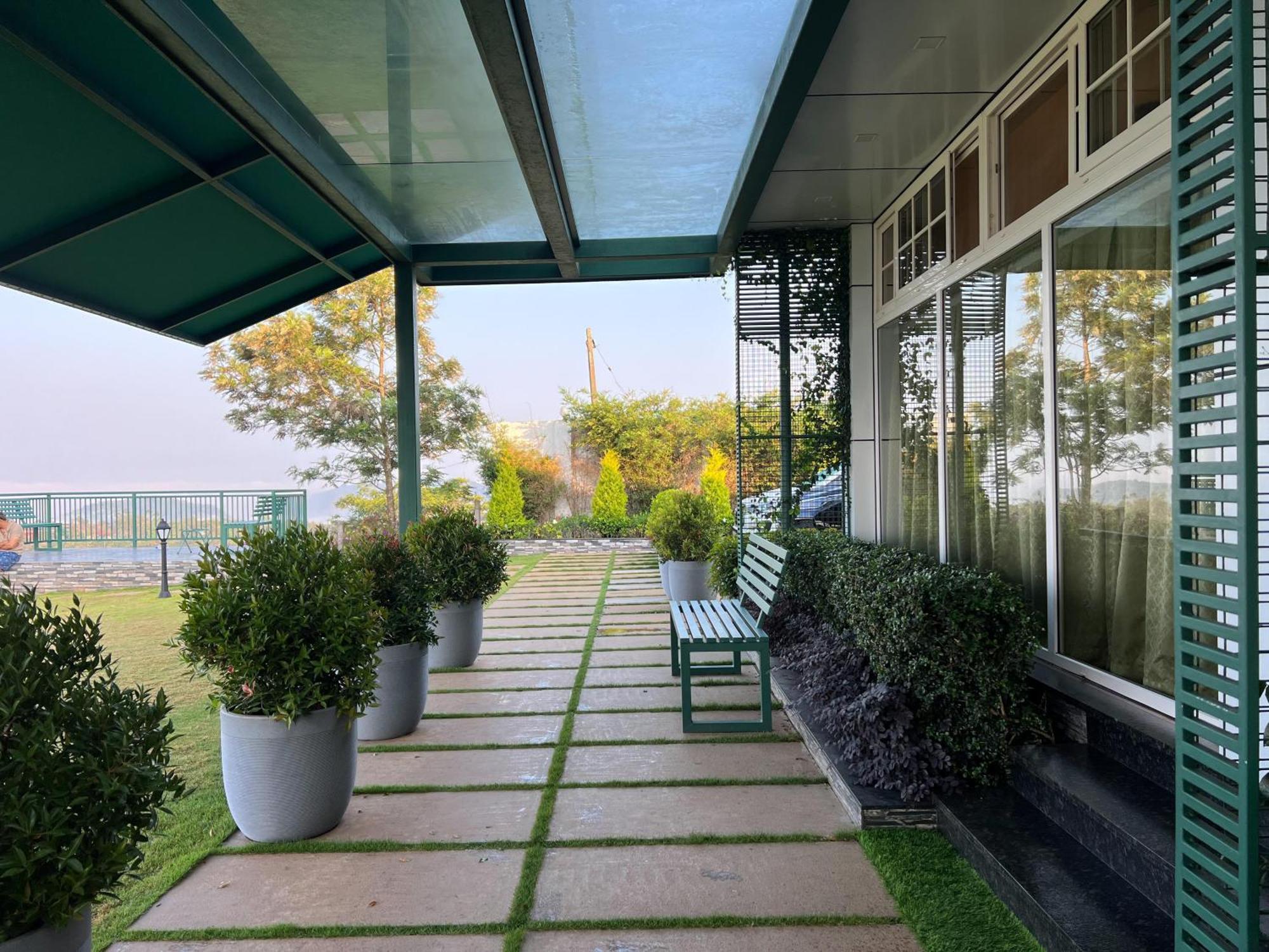 Cloudy Court Resort イドゥッキ エクステリア 写真