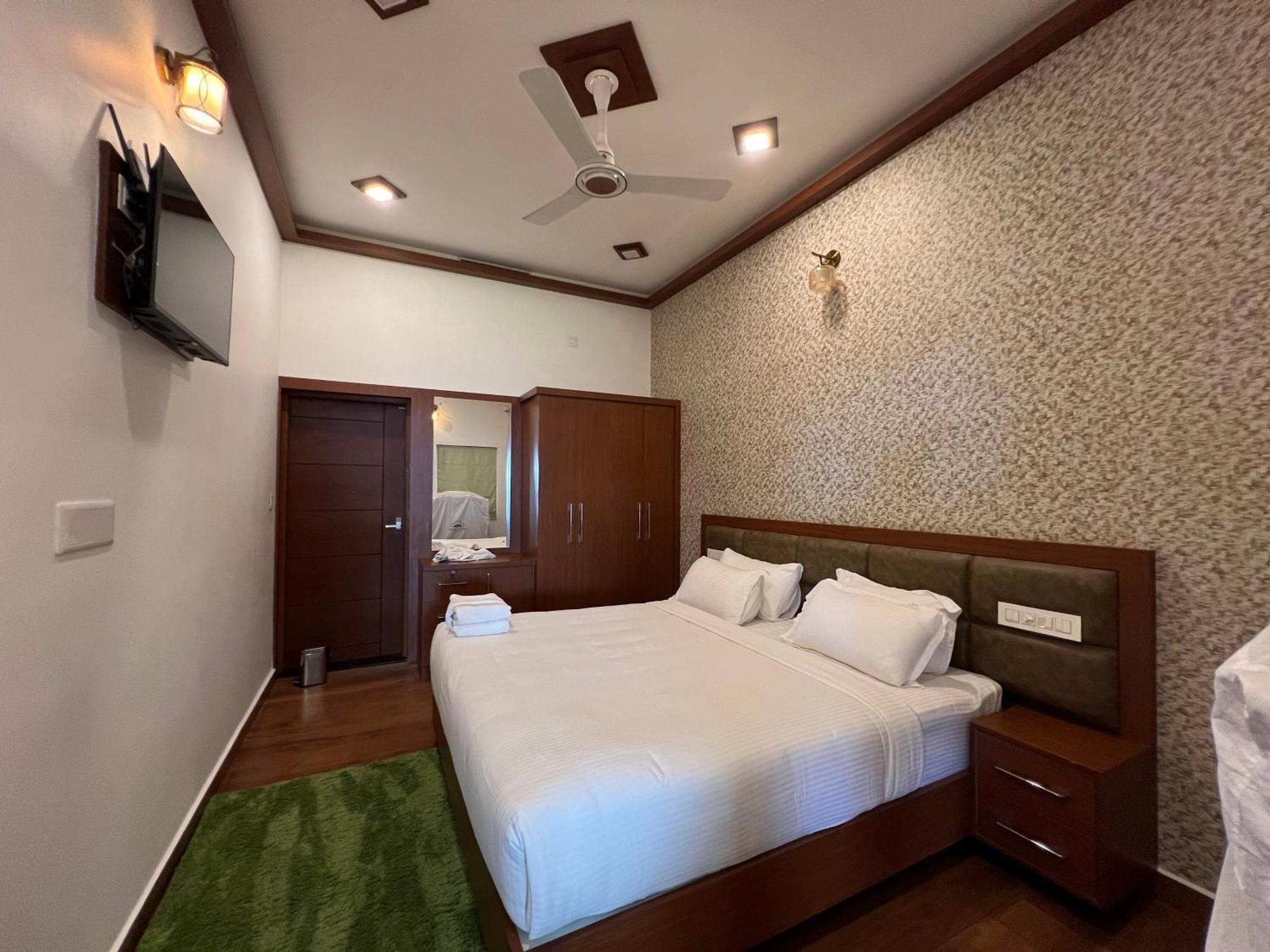 Cloudy Court Resort イドゥッキ エクステリア 写真